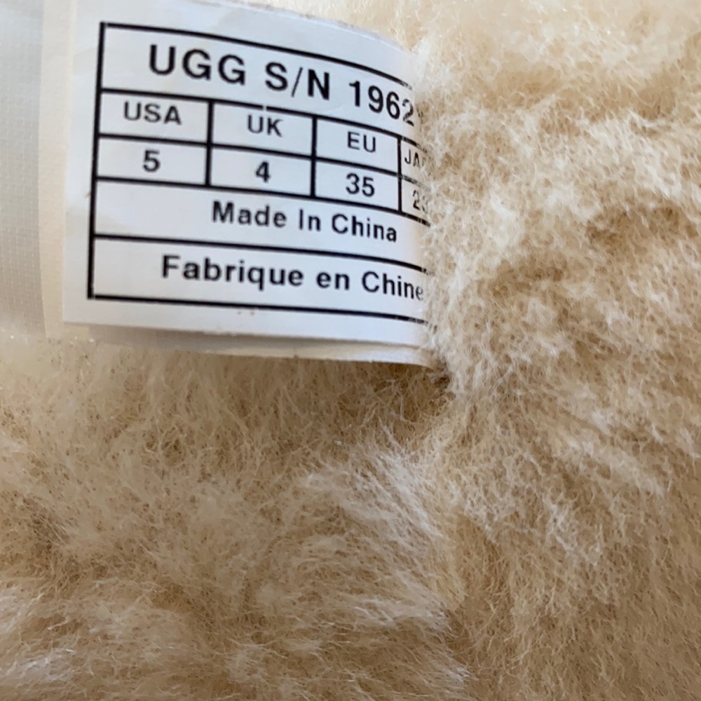 UGGS Bailey Button Tall Boots Chestnut Kids Youth 5 7 - Picture 6 of 11